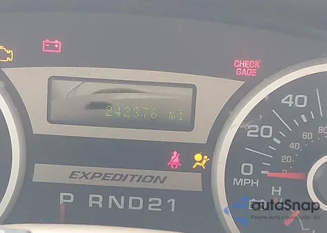 2005 Ford Expedition Eddie Bauer/King Ranch from USA, damaged, VIN 1FMPU17515LA12251